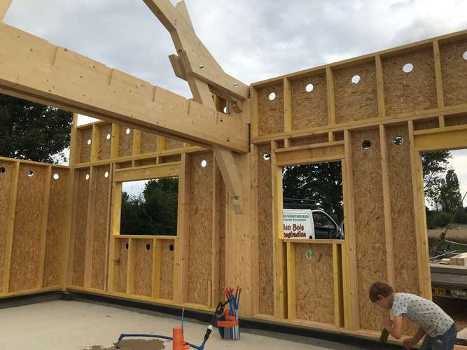 réalisation eco bois construction maison à La Chapelle de Bragny